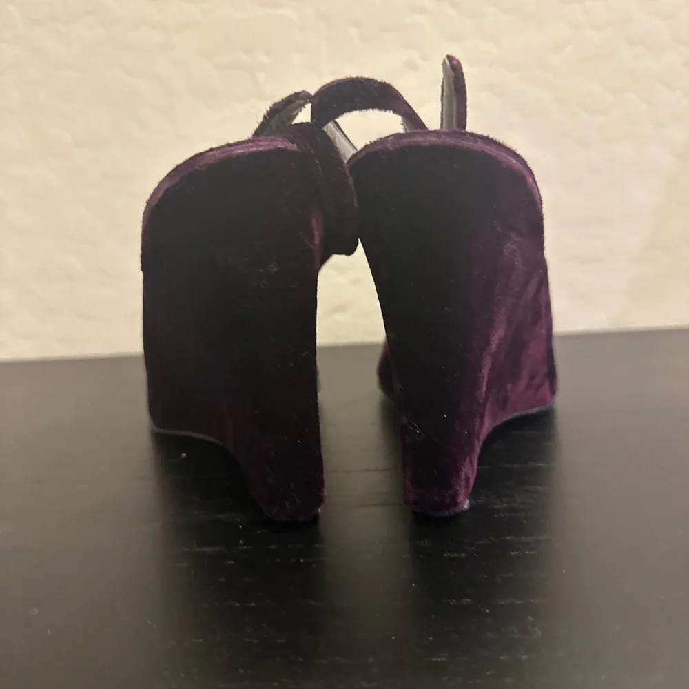 Prada Purple Velvet Slingback Wedges Sz 40 - Picture 5 of 11